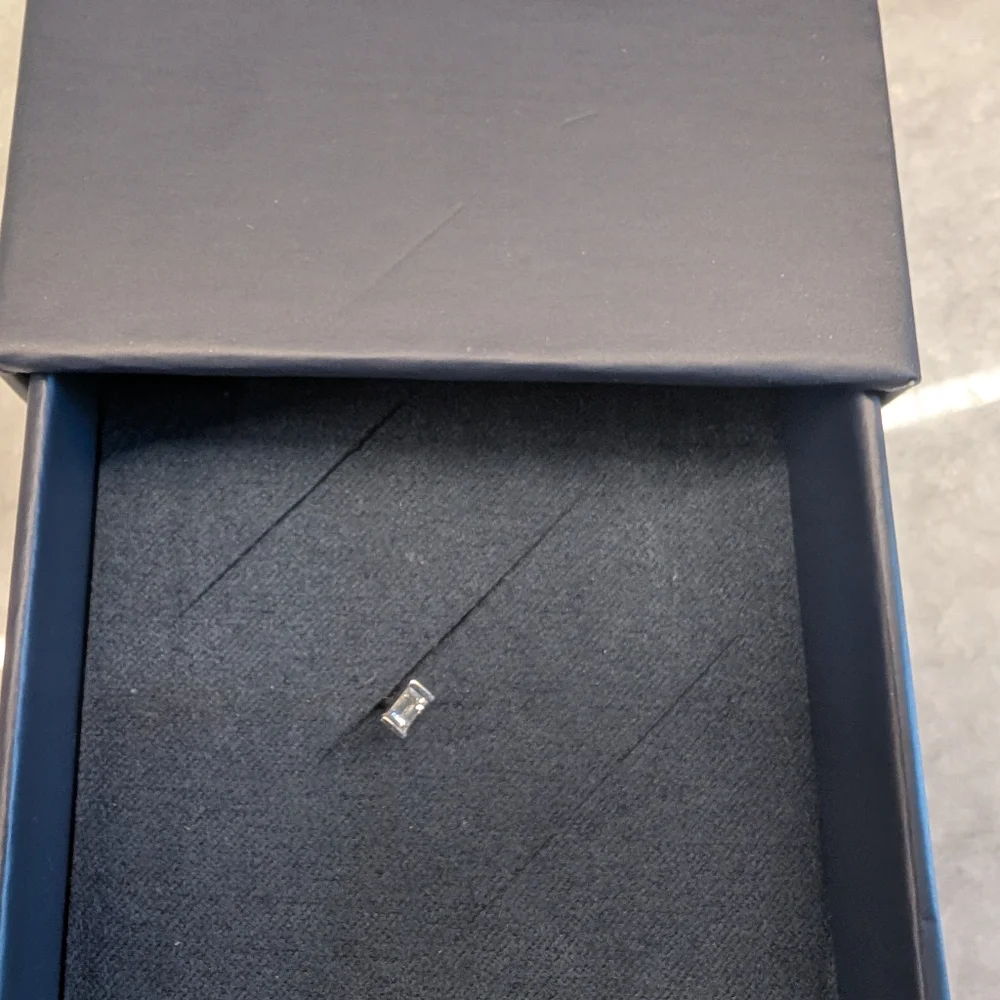 **SOLD** Maria Tash Diamond Baguette Threaded Stud - Picture 3 of 7